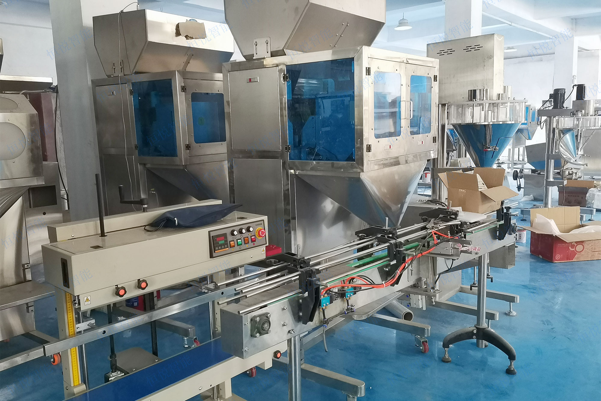 自動定量灌裝機是一種專門用于顆粒粉末、液體膏體等物料定量灌裝的設(shè)備